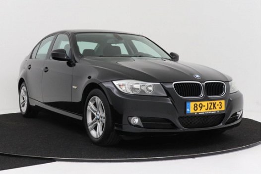 BMW 3-serie - 318i Business Line | Navigatie | Parkeersensoren | Org NL - 1