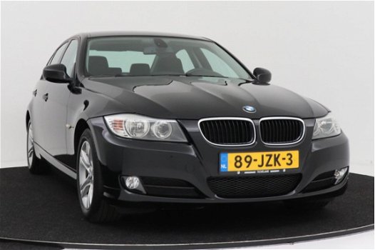 BMW 3-serie - 318i Business Line | Navigatie | Parkeersensoren | Org NL - 1