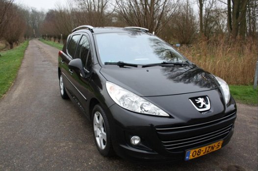 Peugeot 207 SW - 1.6 VTi Première PANORAMA DAK RADIO/CD ECC PDC ONDERHOUD AANWEZIG - 1