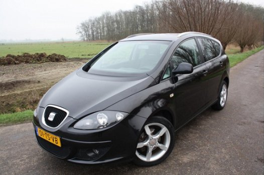 Seat Altea XL - 1.9 TDI Stylance AIRCO / TREKHAAK / LMV / CRUISECONTROLE - 1