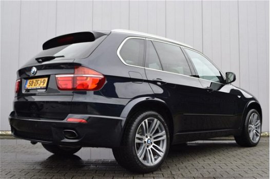 BMW X5 - 4.0D Automaat 306pk High Executive M-Sport Panoramadak, Vol Leder, Bi-Xenon, Full Map Navi - 1