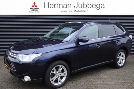 Mitsubishi Outlander - 2.0 Instyle 7 persoons, Leder, Open dak - 1