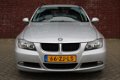 BMW 3-serie Touring - 320i Executive - 1 - Thumbnail