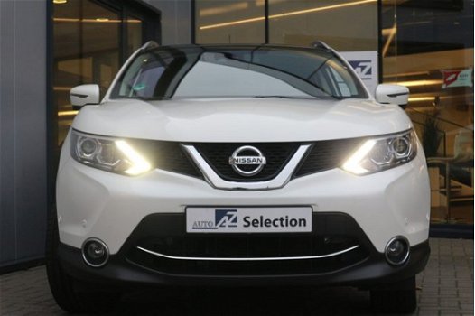 Nissan Qashqai - 1.2 Tekna / Panoramadak / Navigatie - 1