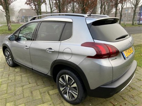 Peugeot 2008 - 1.2 PureTech Blue Lease Executive - 1