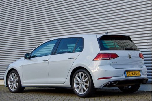 Volkswagen Golf - 1.0 Tsi 110pk Comfortline Business, ACC, Navigatie, PDC, App-connect, Verw. voorst - 1