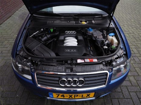 Audi A4 Cabriolet - 2.4 V6 170PK Automaat Leder Clima Trekhaak Actie - 1