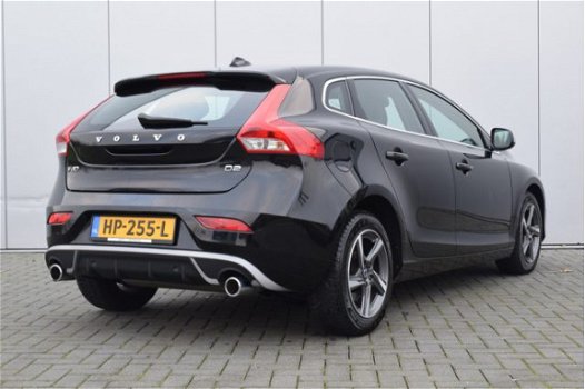 Volvo V40 - 2.0 D2 R-Design Business Navi/Bluetooth Winterline/Xenon/Stoelverwarming - 1