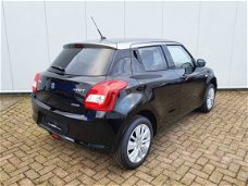 Suzuki Swift - 1.2 Select Smart Hybrid Showroomaanbieding