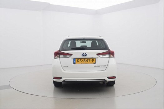 Toyota Auris - TS 1.8 Hybrid Aspiration Automaat - 1