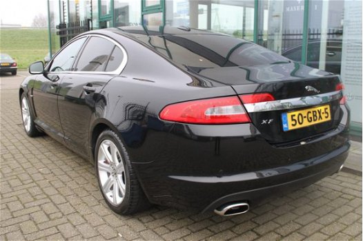 Jaguar XF - 2.7D V6 Premium Luxury - 1