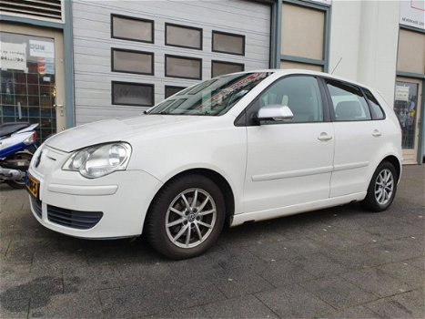 Volkswagen Polo - 1.4 TDI Trendline BlueMotion 5drs Airco ElecRam Goed onderhouden - 1