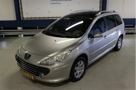 Peugeot 307 SW - 1.6-16V Premium PANO / CLIMA / NAVIGATIE / 2008+NAP - 1