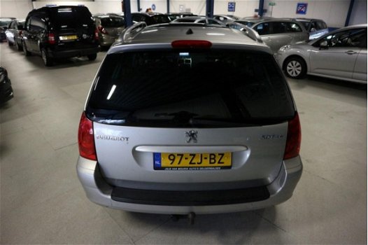 Peugeot 307 SW - 1.6-16V Premium PANO / CLIMA / NAVIGATIE / 2008+NAP - 1