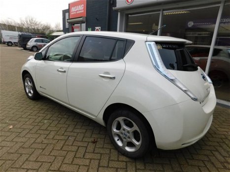 Nissan LEAF - Base 24 kWh - 1