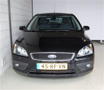 Ford Focus - 1.6-16V First Edition - Automaat - Airco - LM velgen - 1