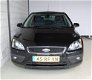 Ford Focus - 1.6-16V First Edition - Automaat - Airco - LM velgen - 1 - Thumbnail