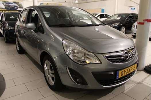 Opel Corsa - 1.4-16V 100pk 5d Design Edition - 1