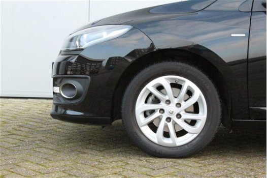 Renault Mégane Estate - 1.2-116pk. TCe Limited. Airco, navi, trekhaak 1.500kg trekgewicht - 1