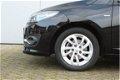 Renault Mégane Estate - 1.2-116pk. TCe Limited. Airco, navi, trekhaak 1.500kg trekgewicht - 1 - Thumbnail