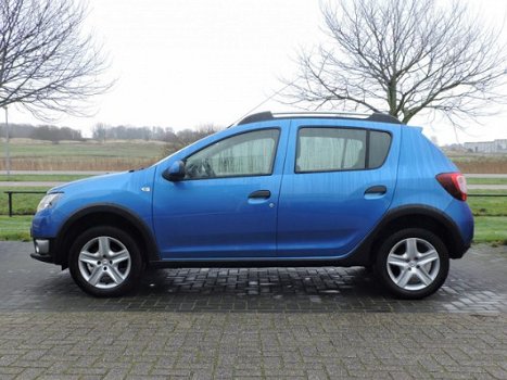 Dacia Sandero - TCe 90pk Stepway | HOGE INSTAP | RIJKLAARPRIJS INCLUSIEF AFLEVERPAKKET T.W.V. € 695, - 1