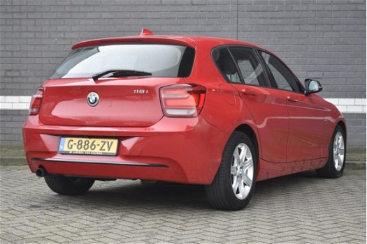 BMW 1-serie - 118i 170PK 5D Sport, Navi / Schuifdak / Xenon - 1