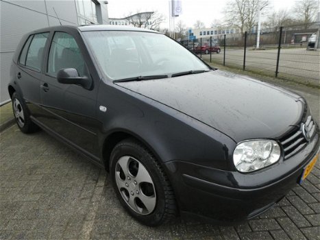 Volkswagen Golf - 1.6 105pk 5drs Oxford airco - 1