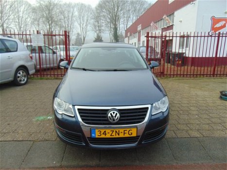 Volkswagen Passat - 1.4 TSI 90KW Comfortline - 1