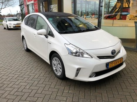 Toyota Prius Wagon - 1.8 Aspiration, leer, navigatie, parkeersensoren - 1