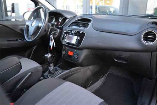 Fiat Punto - 1.3 MultiJet 90pk Sempre | Navigatie - 1