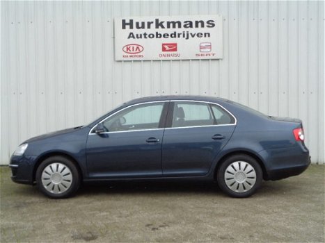 Volkswagen Jetta - 1.6i 102PK COMF.LINE 1e EIG CLIMA - 1