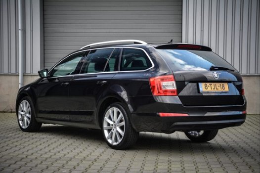 Skoda Octavia Combi - 1.4 TSI 103kW DSG Elegance Business - 1