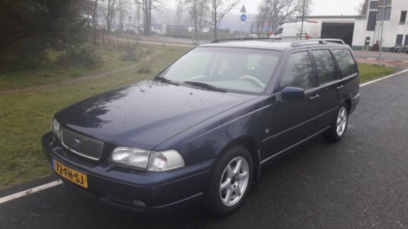 Volvo V70 - 2.4 Polar Bi-Fuel - 1