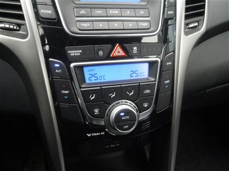 Hyundai i30 Wagon - 1.4 CRDi *ECC*EXPORT/EX.BPM - 1