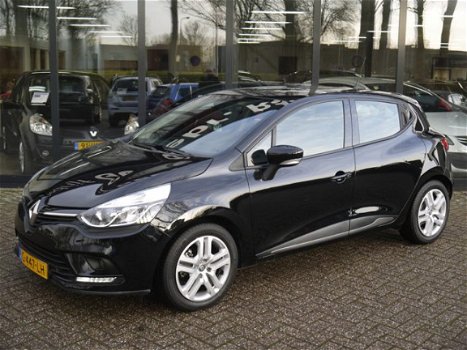 Renault Clio - 1.5 dCi *Navigatie* Airco* BTW Auto - 1