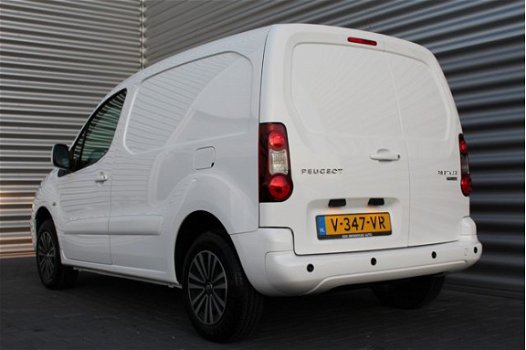 Peugeot Partner - FULL ELECTRIC L1 PREMIUM AUTOMAAT / NAVI / AIRCO / LED / PDC / UNIEK / BLUETOOTH / - 1