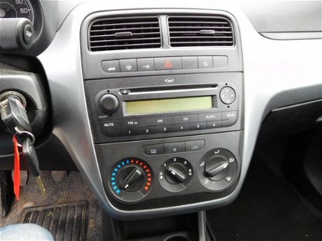 Fiat Grande Punto - 1.3 M-Jet Actual -- airco - 1