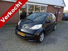 Peugeot 107 - 5 Drs Airco 1.0-12V XS