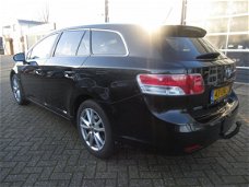 Toyota Avensis Wagon - 1.8 VVTi Business /NAV/LMV/LEDER/STOELVERW