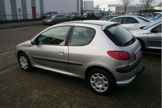 Peugeot 206 - 1.4 Air-line airco - 1