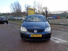 Volkswagen Golf - 1.9 TDI Comfortline LOOPT OP 3 CILINDERS