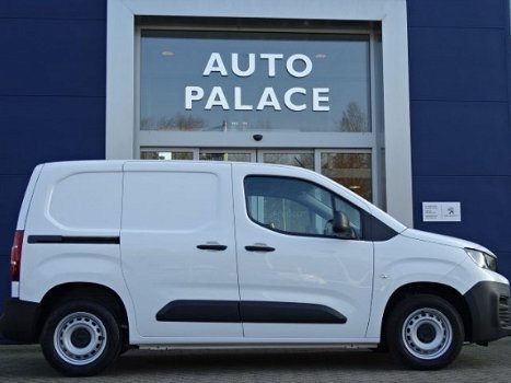 Peugeot Partner - 1.6 BlueHDi 75pk 650kg Pro | Airco | 3-zits - 1