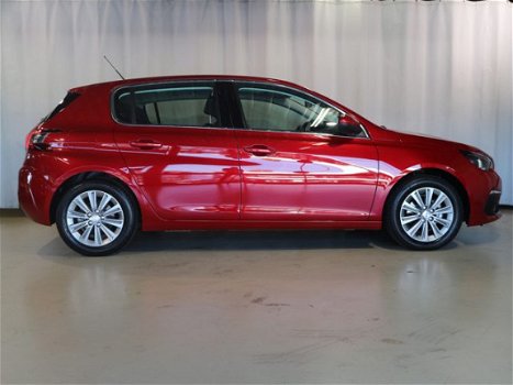 Peugeot 308 - 1.2 130 pk Allure | Full Led koplampen | Navigatie | Panoramadak - 1