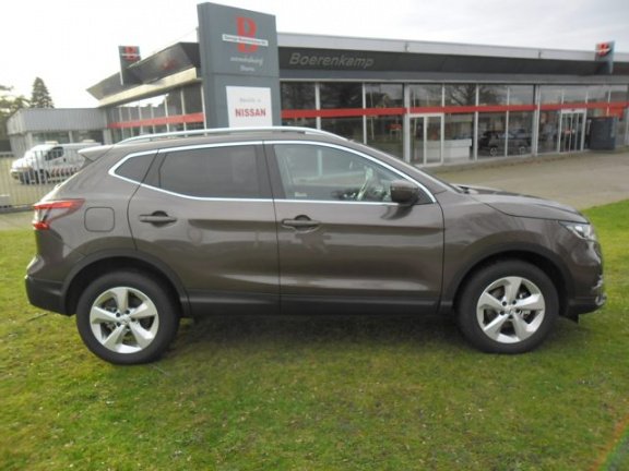 Nissan Qashqai - 1.3 Acenta Connect Pack Navigatie, panoramadak, Designpack 140PK - Afbeelding 2