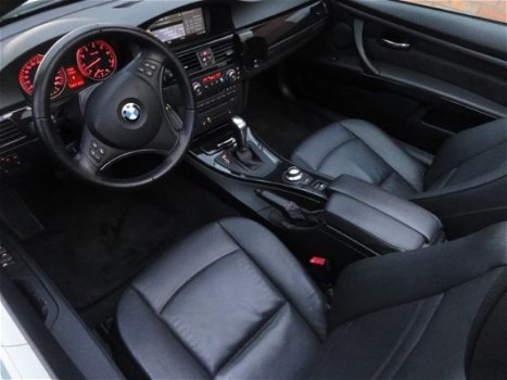BMW 3-serie Cabrio - L.M.Velgen / Navigatie / Bluetooth 320i Automaat Zeer nette en complete auto - 1