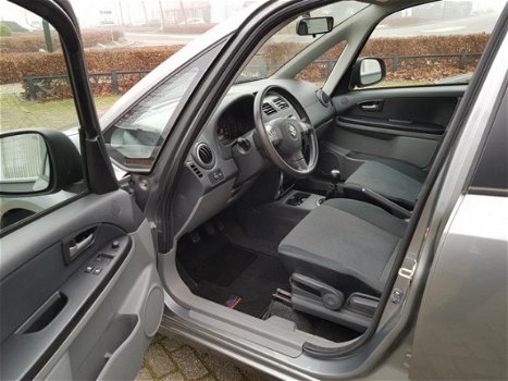 Suzuki SX4 - 1.5 Comfort Trekhaak nette staat - 1