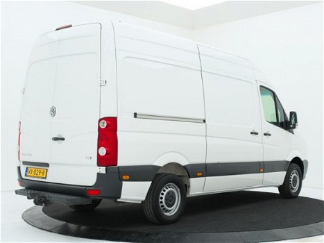 Volkswagen Crafter - 2.0TDI 136PK L2H2 61000 KM Airco / Cruise controle / Trekhaak - 1