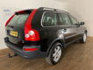 Volvo XC90 - 2.5 T Kinetic, 7-persoons, Handgeschakeld NL-auto, NAP - 1 - Thumbnail