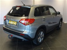 Suzuki Vitara - 1.6 Exclusive Lage kilometerstand achteruitrijcamera | Navigatie | Stoelverwarming |