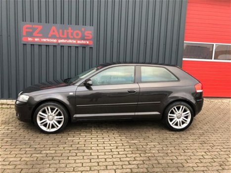 Audi A3 - 1.6 FSI Ambiente | Metallic | L.M Velgen | - 1